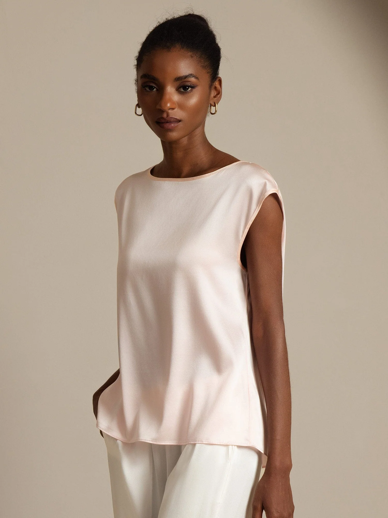 19Momme mulberry Silk Cap Sleeve Round Neck Women