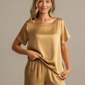 mulberry Silk 19Momme Women's Short Sleeve Round Collar Pajamas Set with Side Pocket Design - Image 7