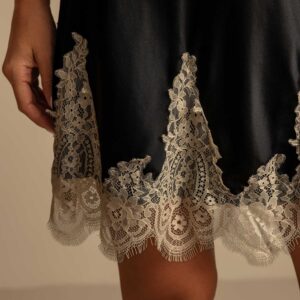 Women's mulberry Silk Spaghetti strap V-neck Short Nightgown with lace - Image 9