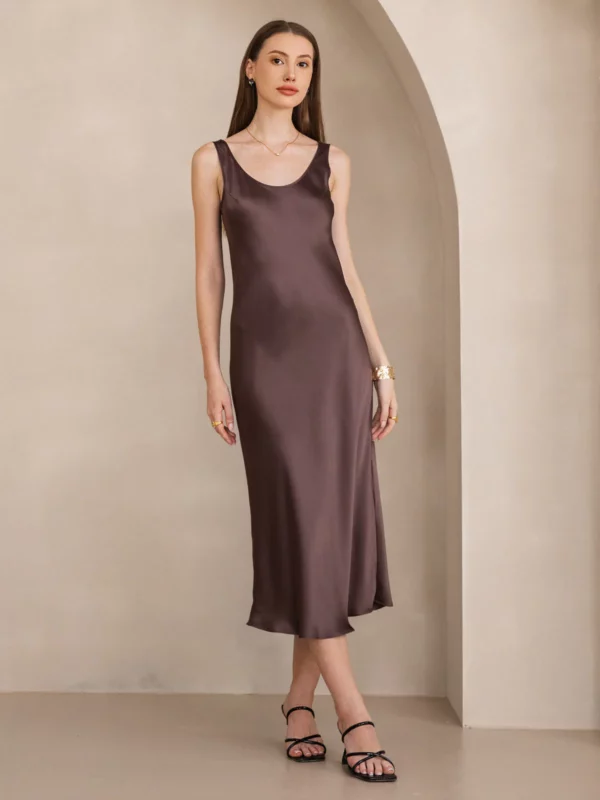 100% mulberry Silk charmeuse Sleeveless U Neck Midi Dress