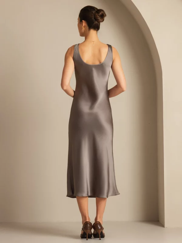 100% mulberry Silk charmeuse Sleeveless U Neck Midi Dress