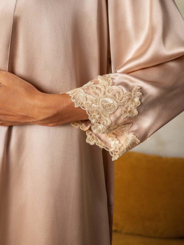 Elegant Pure mulberry Silk charmeuse Nightgown & Robe Set 2Pcs with lace design