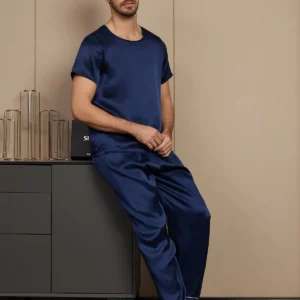 100% mulberry Silk Short Sleeve Round Neck Men's Pajamas Set with Pants - Image 1