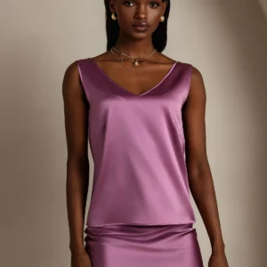 Women's 19Momme Silk Sleeveless V Neck Satin Tank Top with V Back Design - Image 7