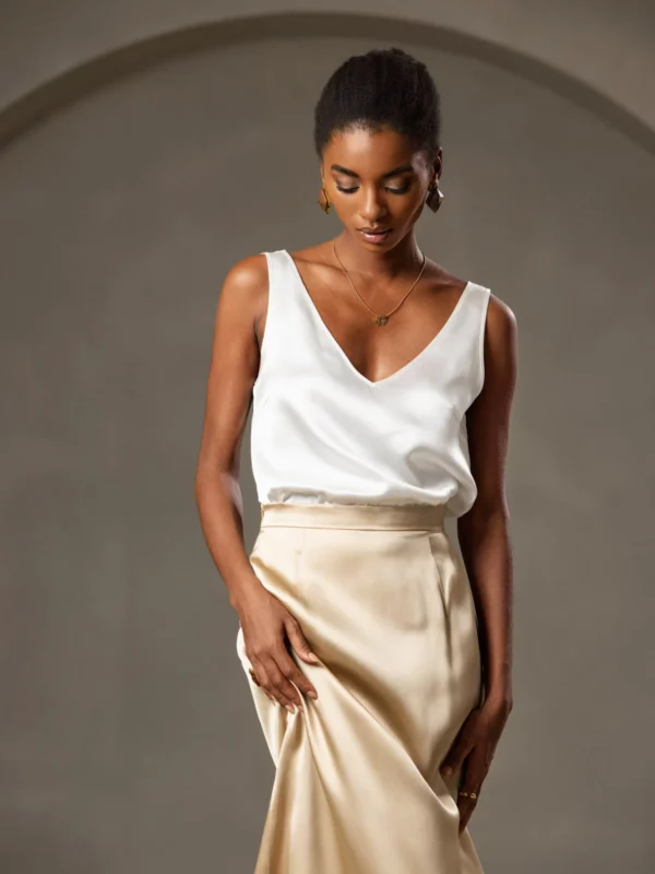 Women's 19Momme Silk Sleeveless V Neck Satin Tank Top with V Back Design