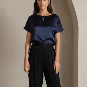 19Momme mulberry Silk Short Sleeve Boat Neck Women's T-Shirt - Image 10